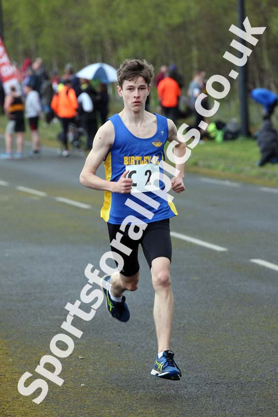 Senior mens relay, Elswick Good Friday Road Races. Photo: David T. Hewitson/Sports for All Pics